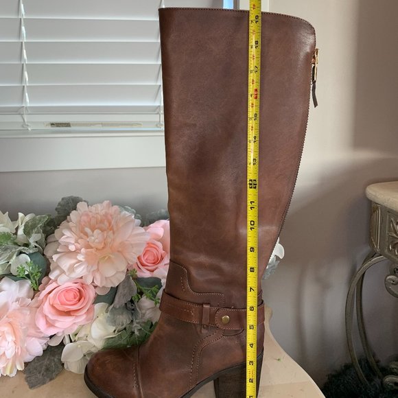 NWOT Leather Boots size 7 - Picture 3 of 12